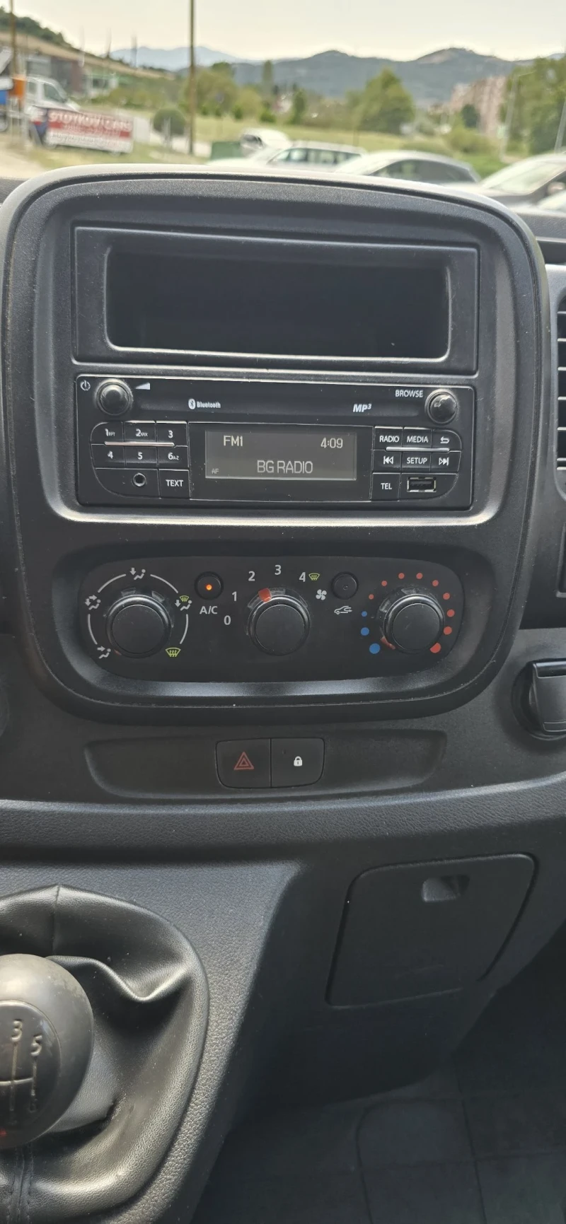 Renault Trafic 1.6 dci ЛИЗИНГ, снимка 12 - Бусове и автобуси - 51917447