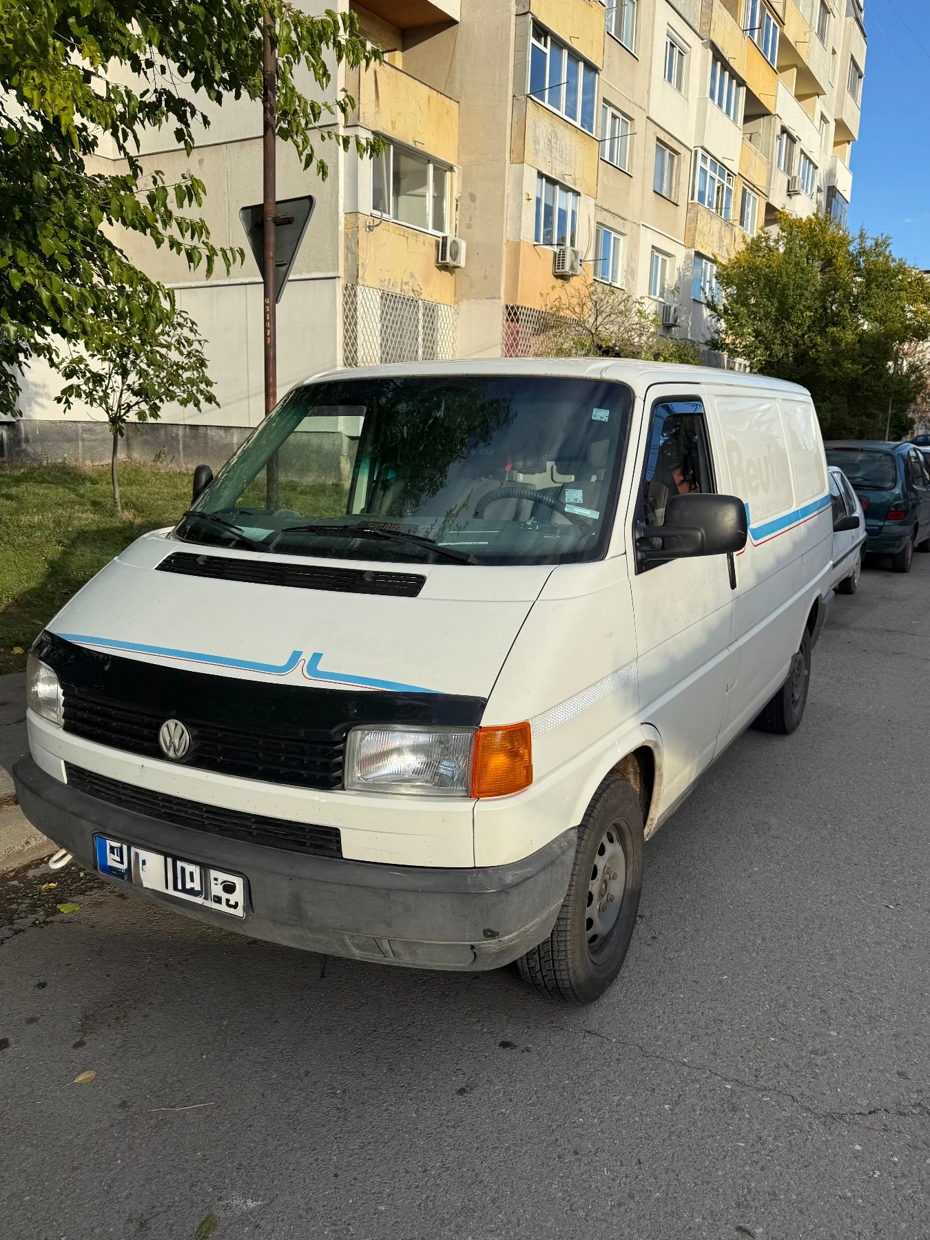 VW T4 Transporter T4 2.4 D 57 kW 5-speed - изображение 3