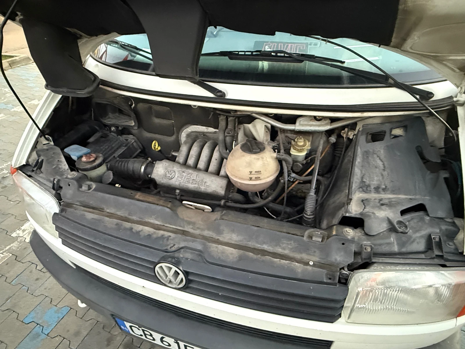 VW T4 Transporter T4 2.4 D 57 kW 5-speed - изображение 8