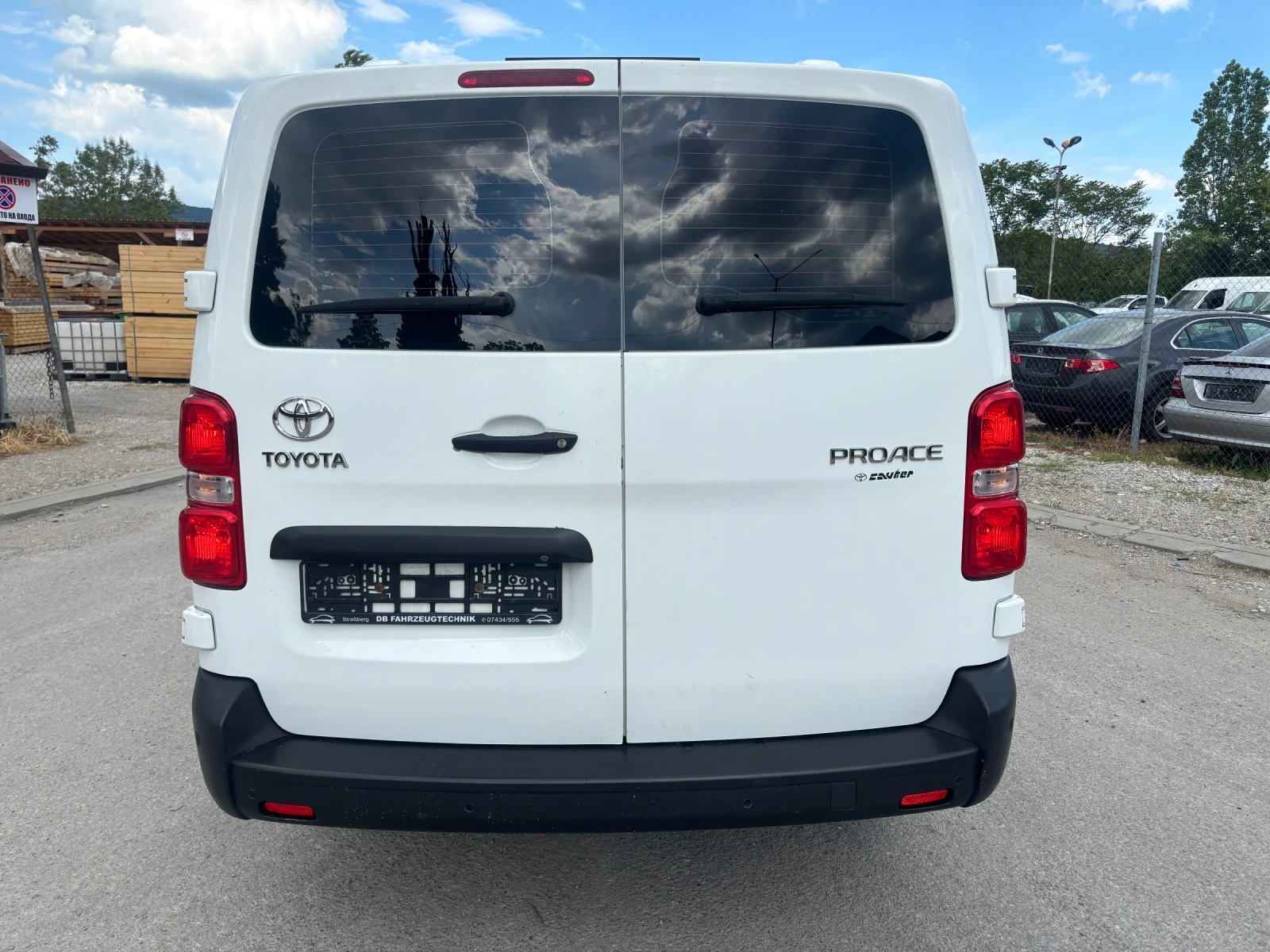 Toyota Proace 2.0D-122�� ����� ���� ������ ���� 6 | Mobile.bg � ����������� 5
