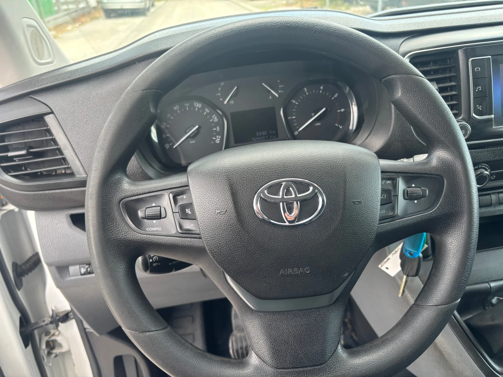 Toyota Proace 2.0D-122�� ����� ���� ������ ���� 6 | Mobile.bg � ����������� 11