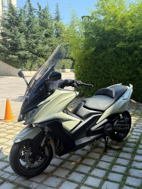 ����� �� �������� �� Kymco AK 550