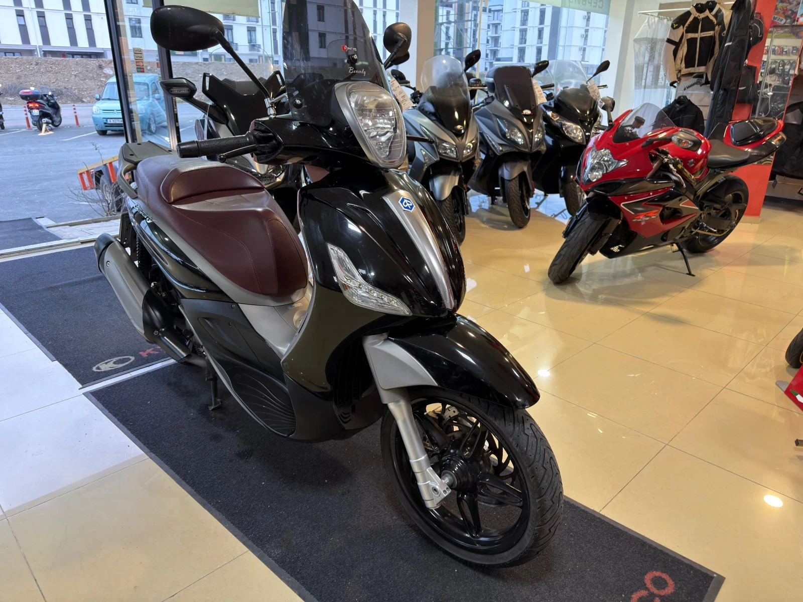 Piaggio Beverly 350I - изображение 2