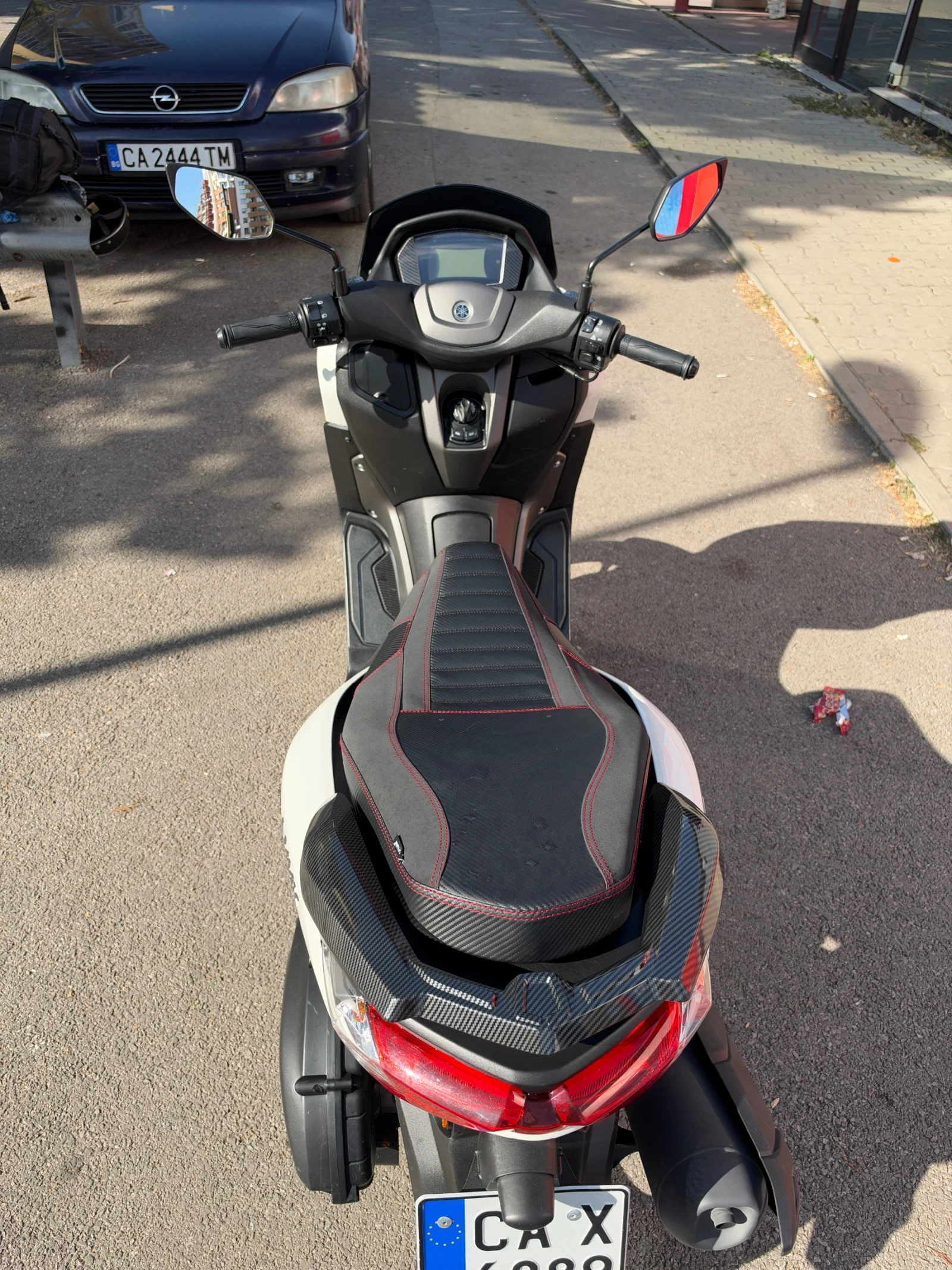 Yamaha NMAX 155, снимка 9 - Мотоциклети и мототехника - 56443246