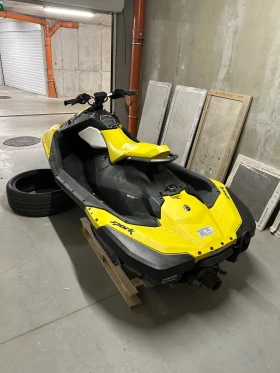  Bombardier Sea Doo Spark Trixx | Mobile.bg    3