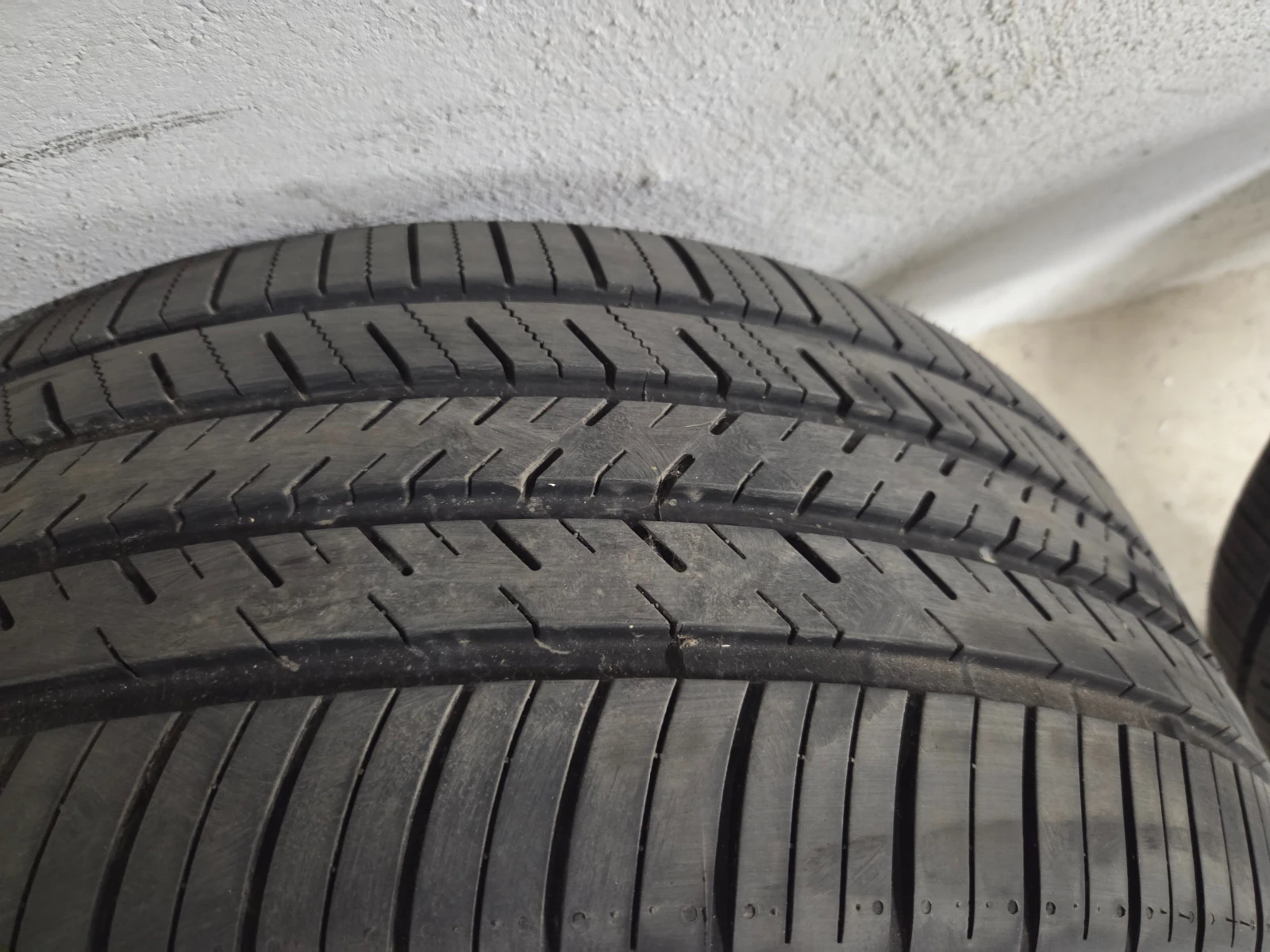 Гуми Летни 245/40R19, снимка 5 - Гуми и джанти - 54403494