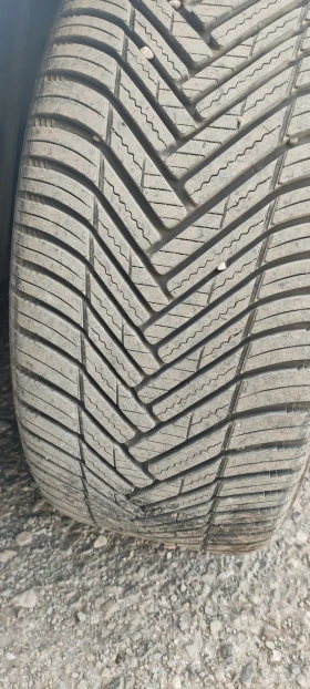    225/40R18  Peugeot 308 | Mobile.bg    7