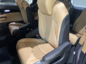 Kia Carnival 2.2 CRDi ! Signature ! 8+ 1 !, снимка 9