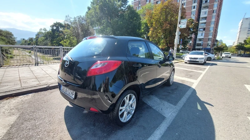 Mazda 2, снимка 7 - Автомобили и джипове - 47347284