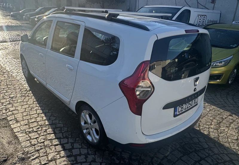 Dacia Lodgy 1.6 GAS, снимка 3 - Автомобили и джипове - 53136409