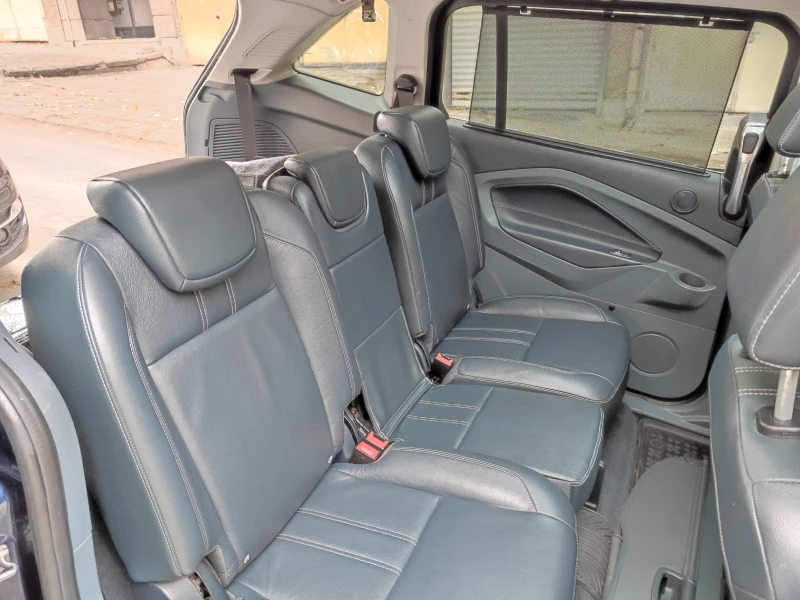 Ford C-max Grand, снимка 10 - Автомобили и джипове - 52847570