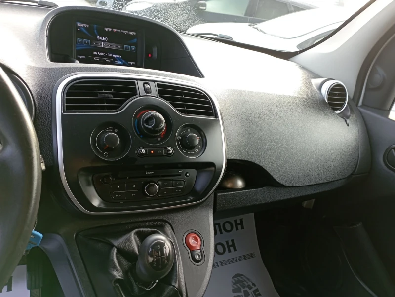 Renault Kangoo MAXI, 3места, Навигация , снимка 13 - Автомобили и джипове - 52857722