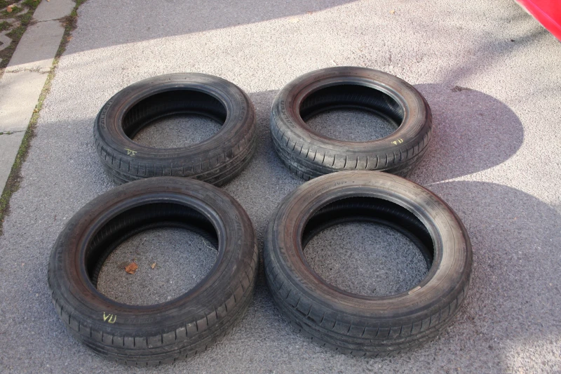 Toyota Yaris Товарен, снимка 4 - Автомобили и джипове - 53426958