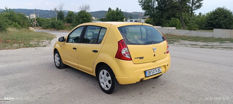 Dacia Sandero 1/4, снимка 2 - Автомобили и джипове - 53218395