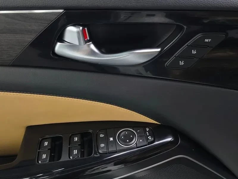 Kia K7, снимка 11 - Автомобили и джипове - 56707034