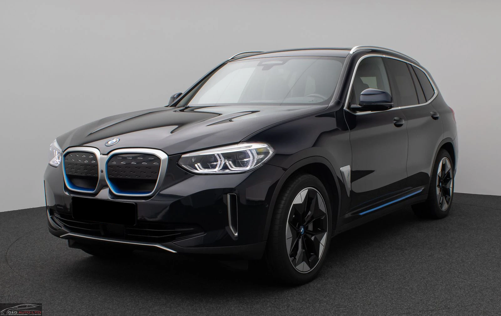 BMW iX3 IMPRESSIVE/286HP/PANO/360/HUD/CARPLAY/AMBI/125f, снимка 1