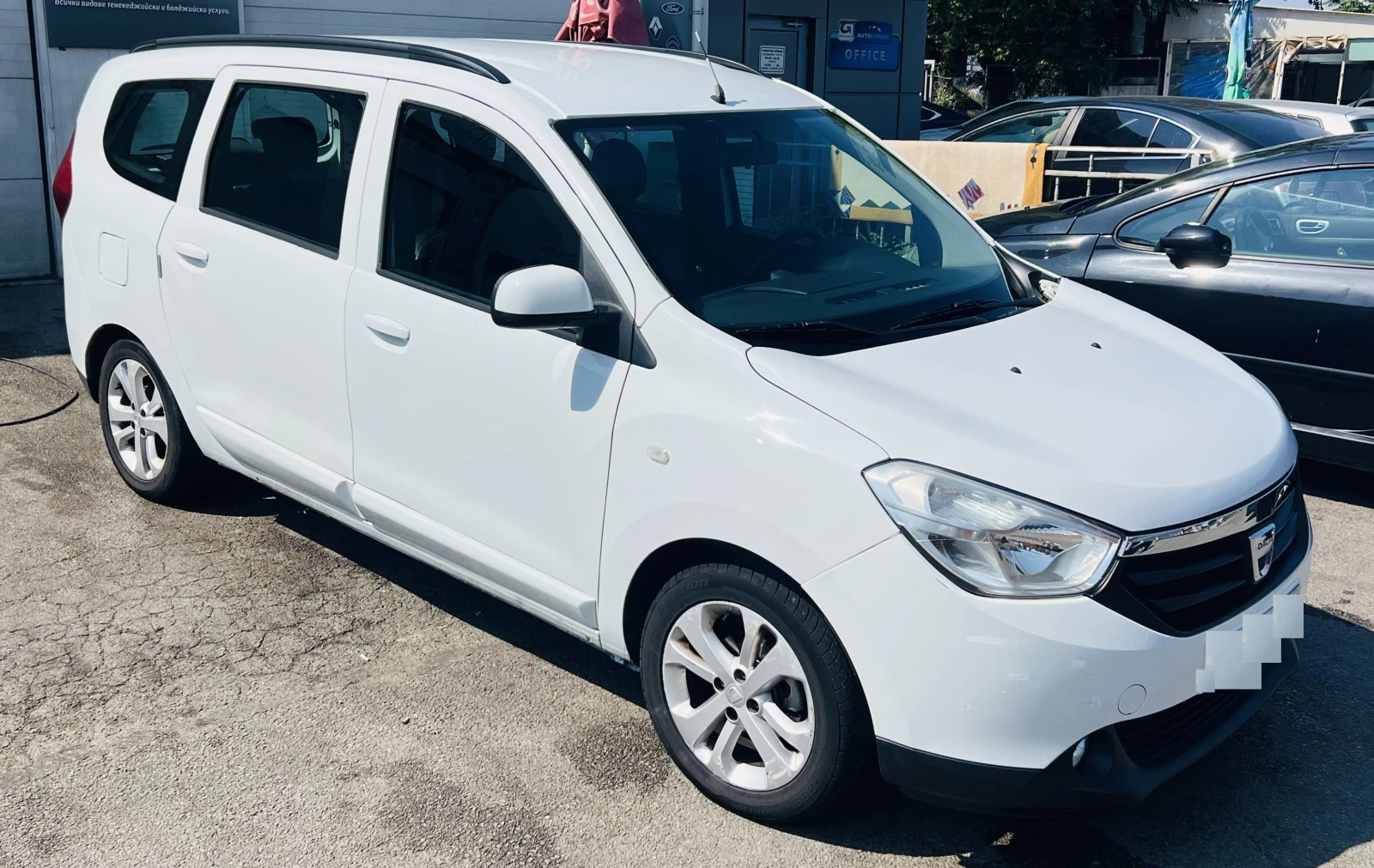 Dacia Lodgy 1.6 GAS, снимка 1