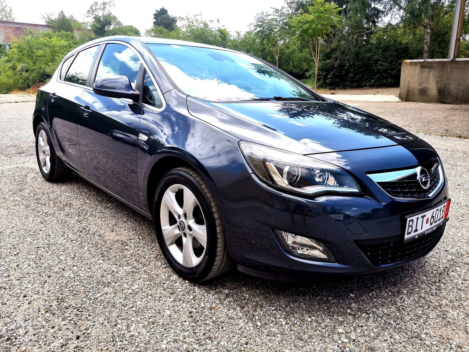 Opel Astra 1.6 TURBO - изображение 3