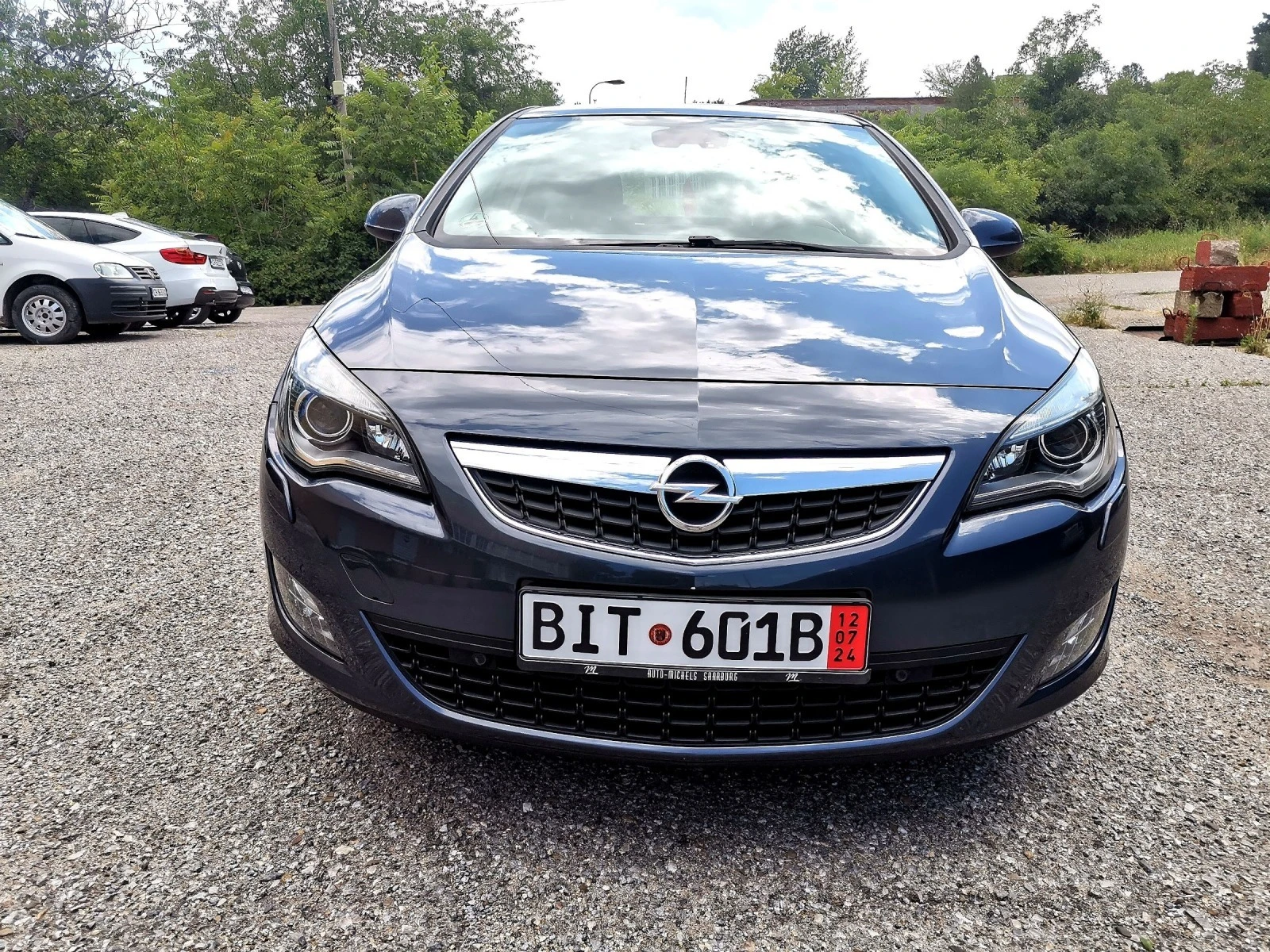 Opel Astra 1.6 TURBO - изображение 2