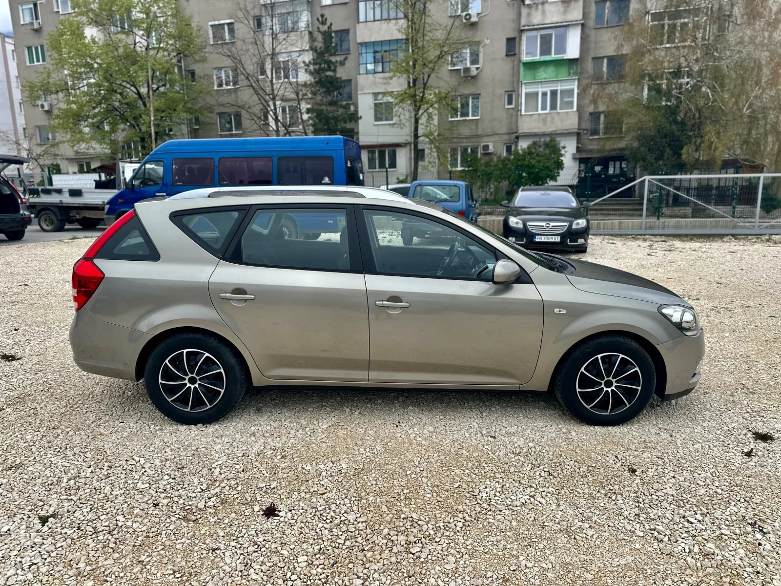 Kia Ceed 1.6//FACELIFT//189000KM - изображение 6