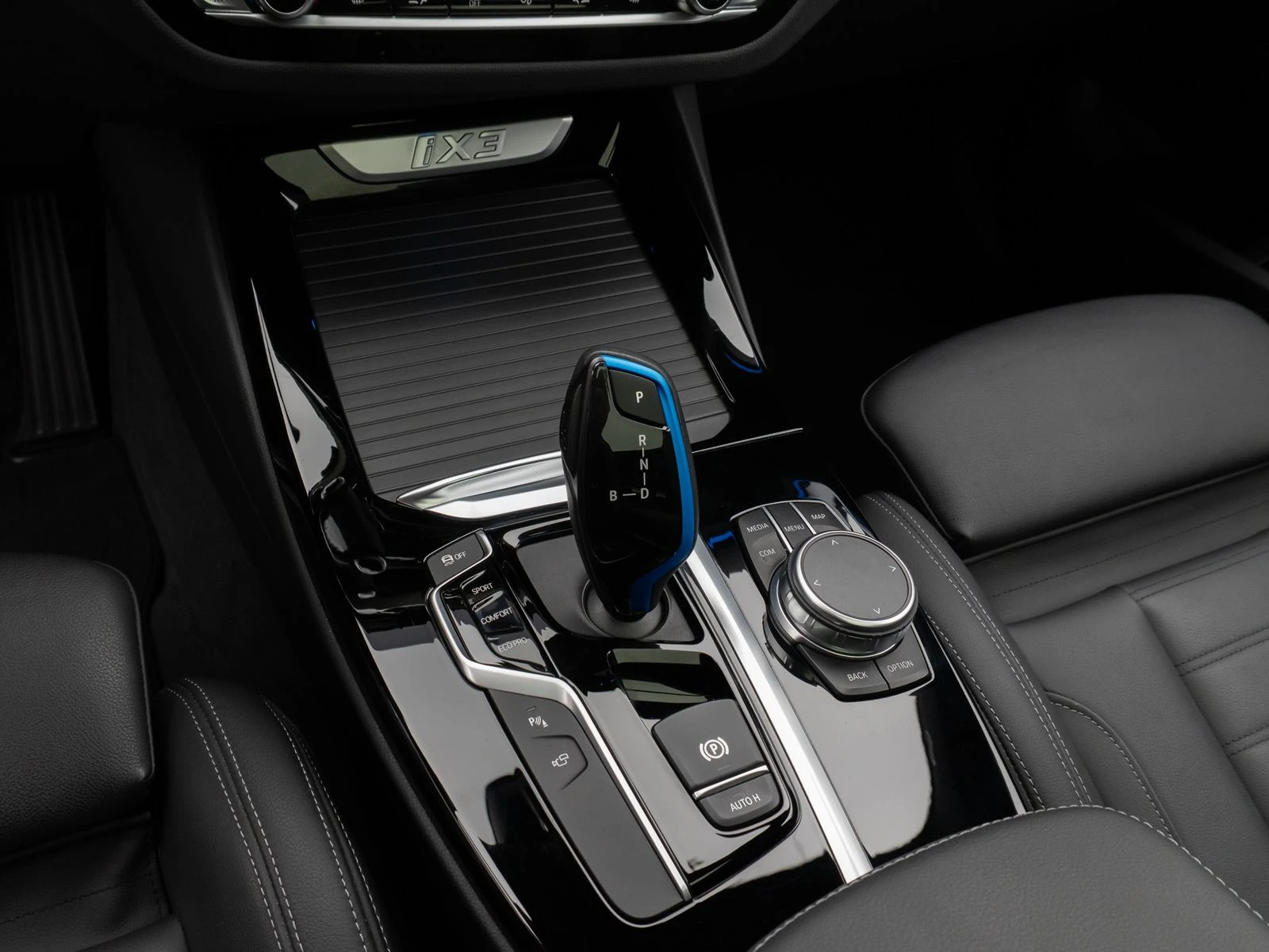 BMW iX3 IMPRESSIVE/286HP/PANO/360/HUD/CARPLAY/AMBI/125f | Mobile.bg   11