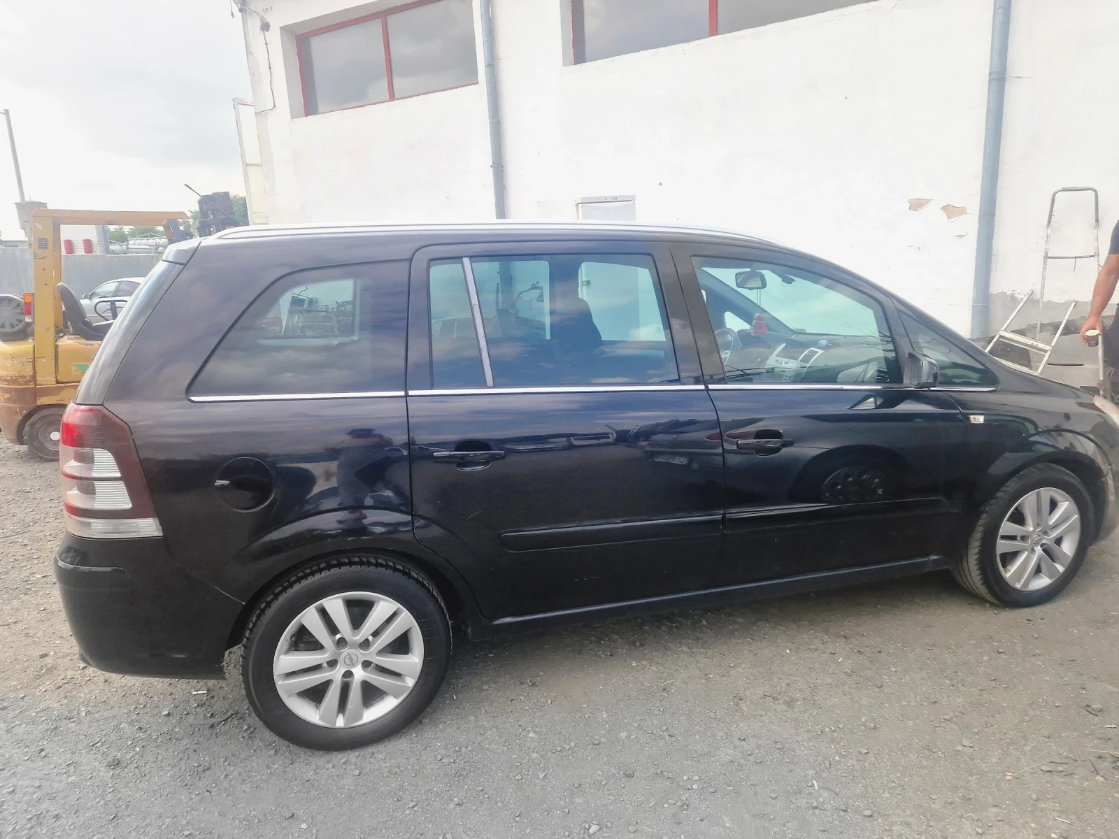 Opel Zafira  - изображение 6