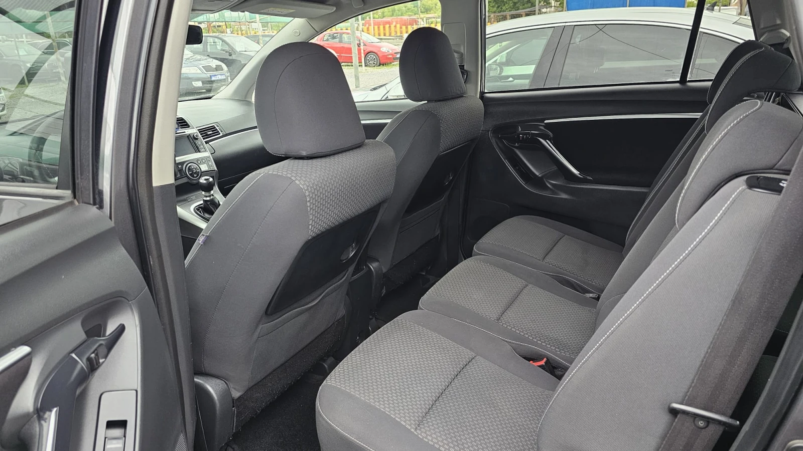 Toyota Verso  2.0D 7местна 6ск. - изображение 9