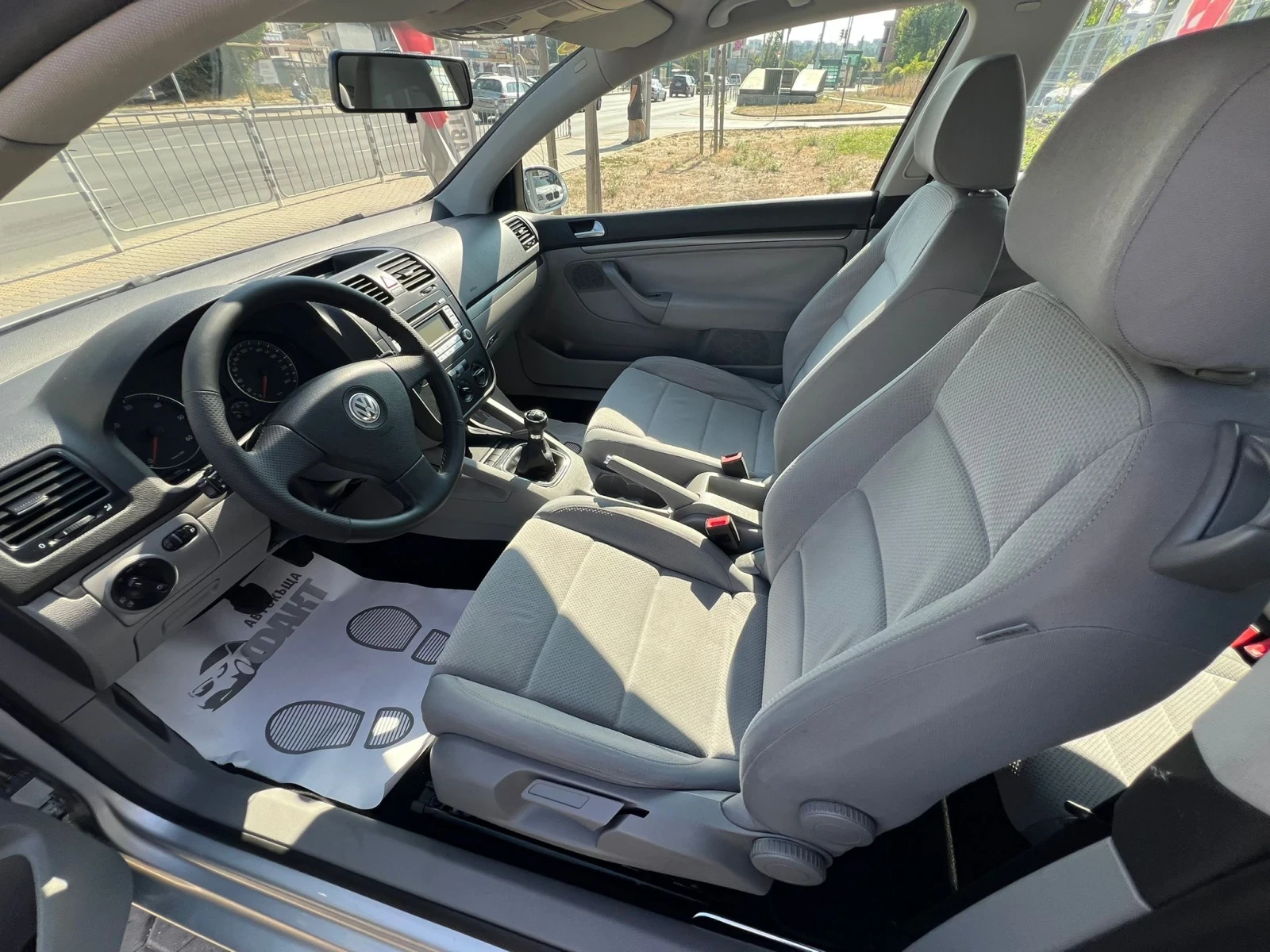 VW Golf 1.9TDi/6ск/РЕАЛНИ КМ ! ! !  - изображение 6