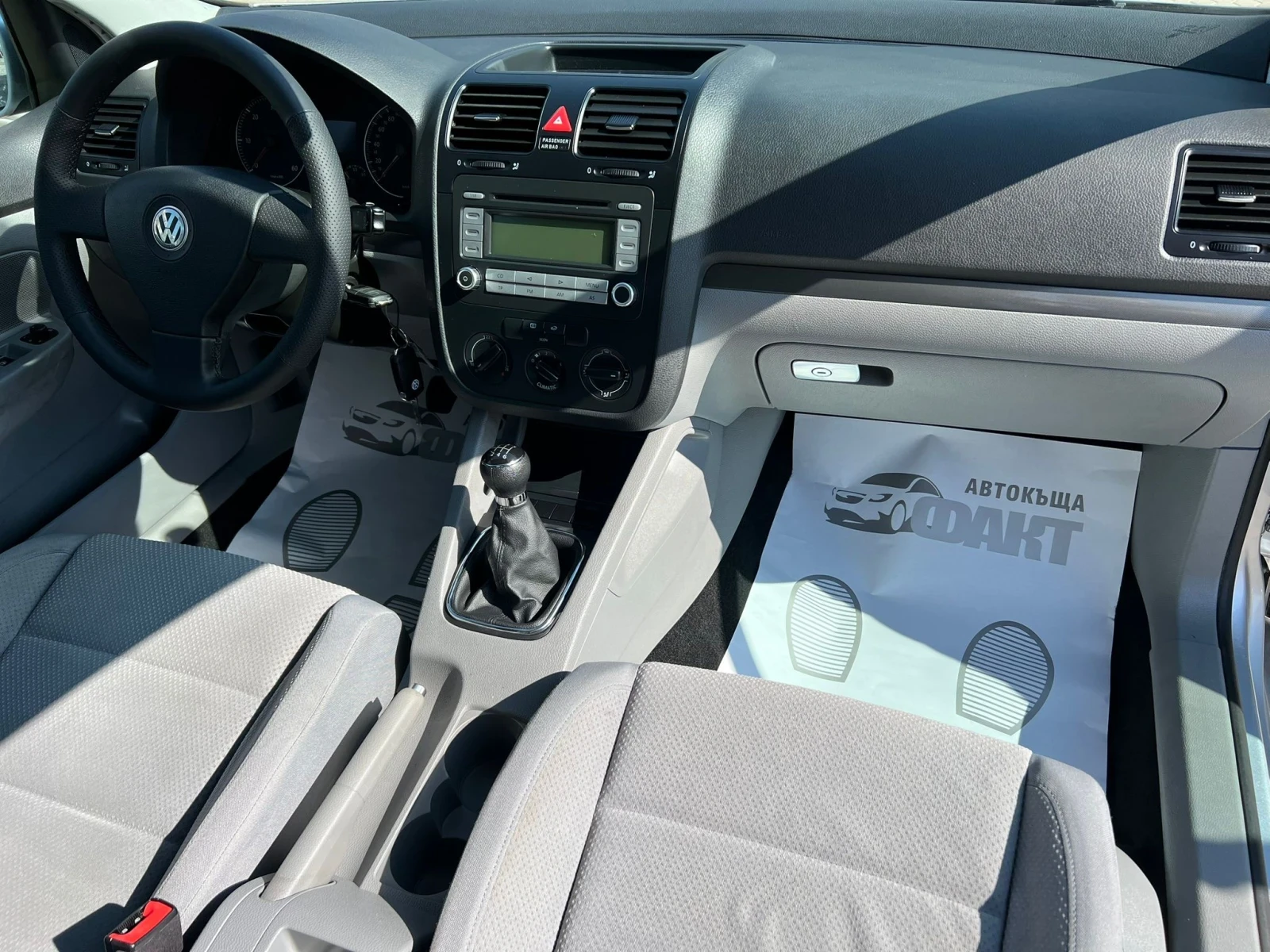 VW Golf 1.9TDi/6ск/РЕАЛНИ КМ ! ! !  - изображение 10
