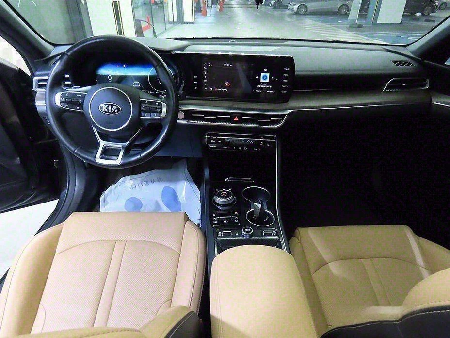 Kia K5  - изображение 10