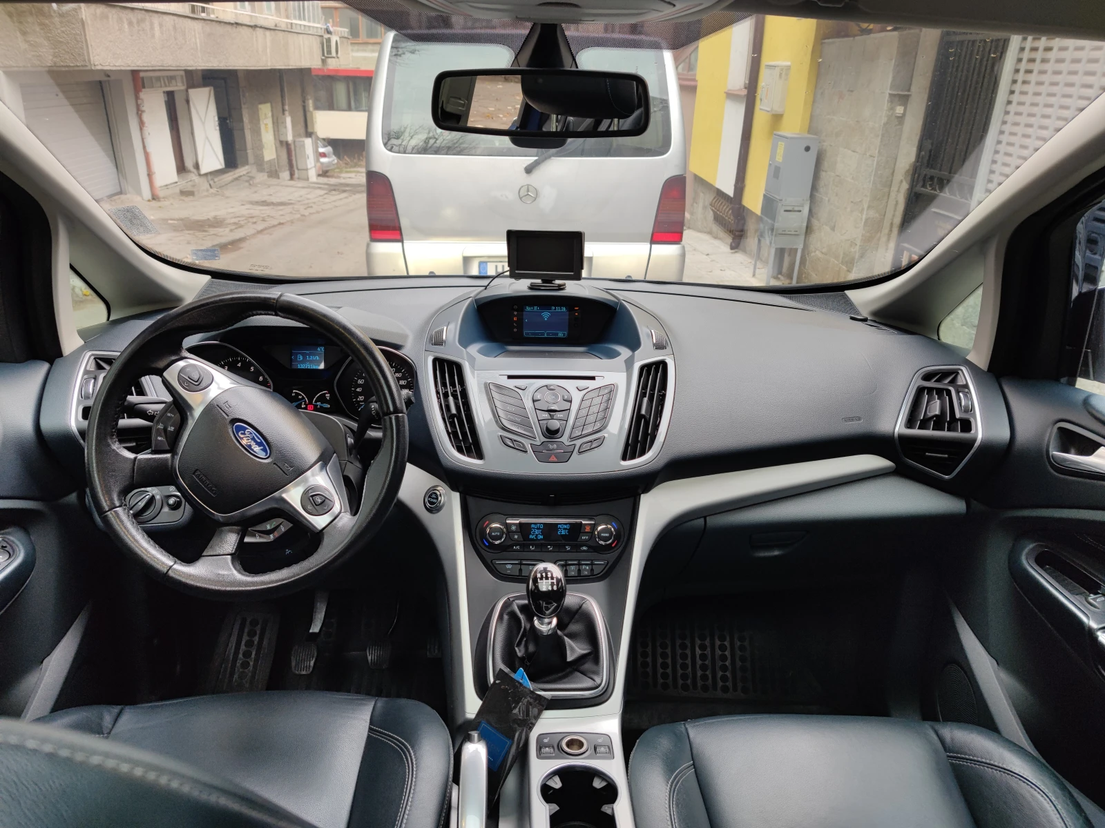 Ford C-max Grand - изображение 8