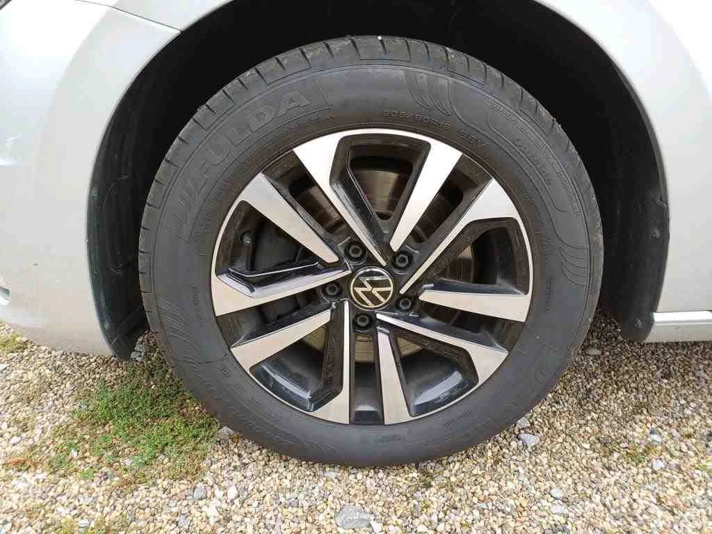 VW Touran Comfortline UNITED 2.0 TDI ACC Keyless - изображение 9