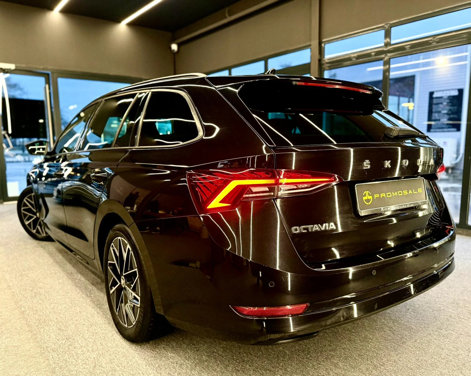 Skoda Octavia RS Sportline* DSG* TDI* Подгрев* Лизинг - изображение 4