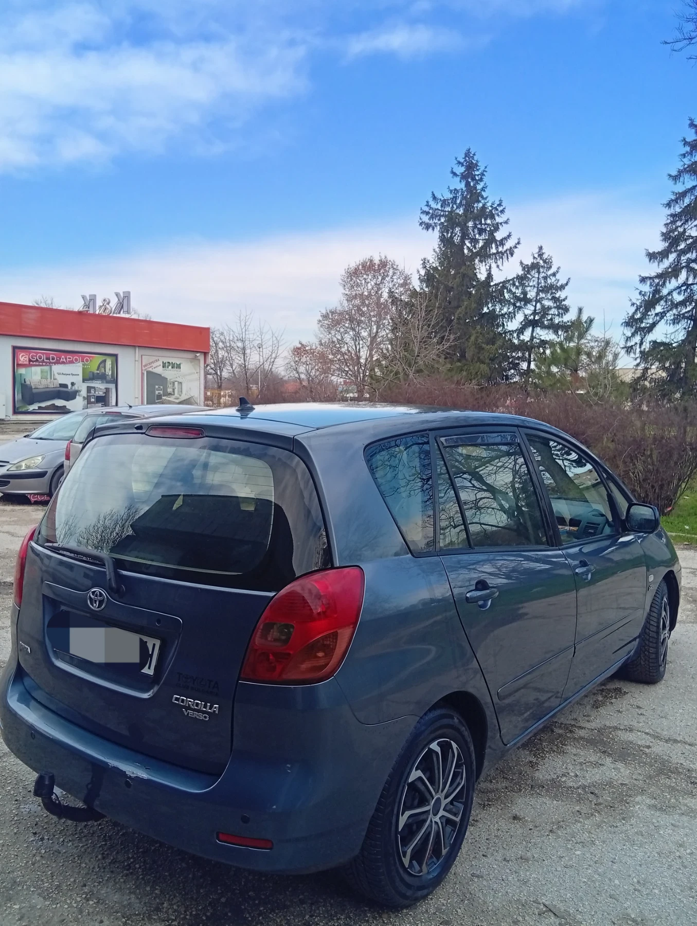 Toyota Corolla verso 2.0D4D - изображение 9