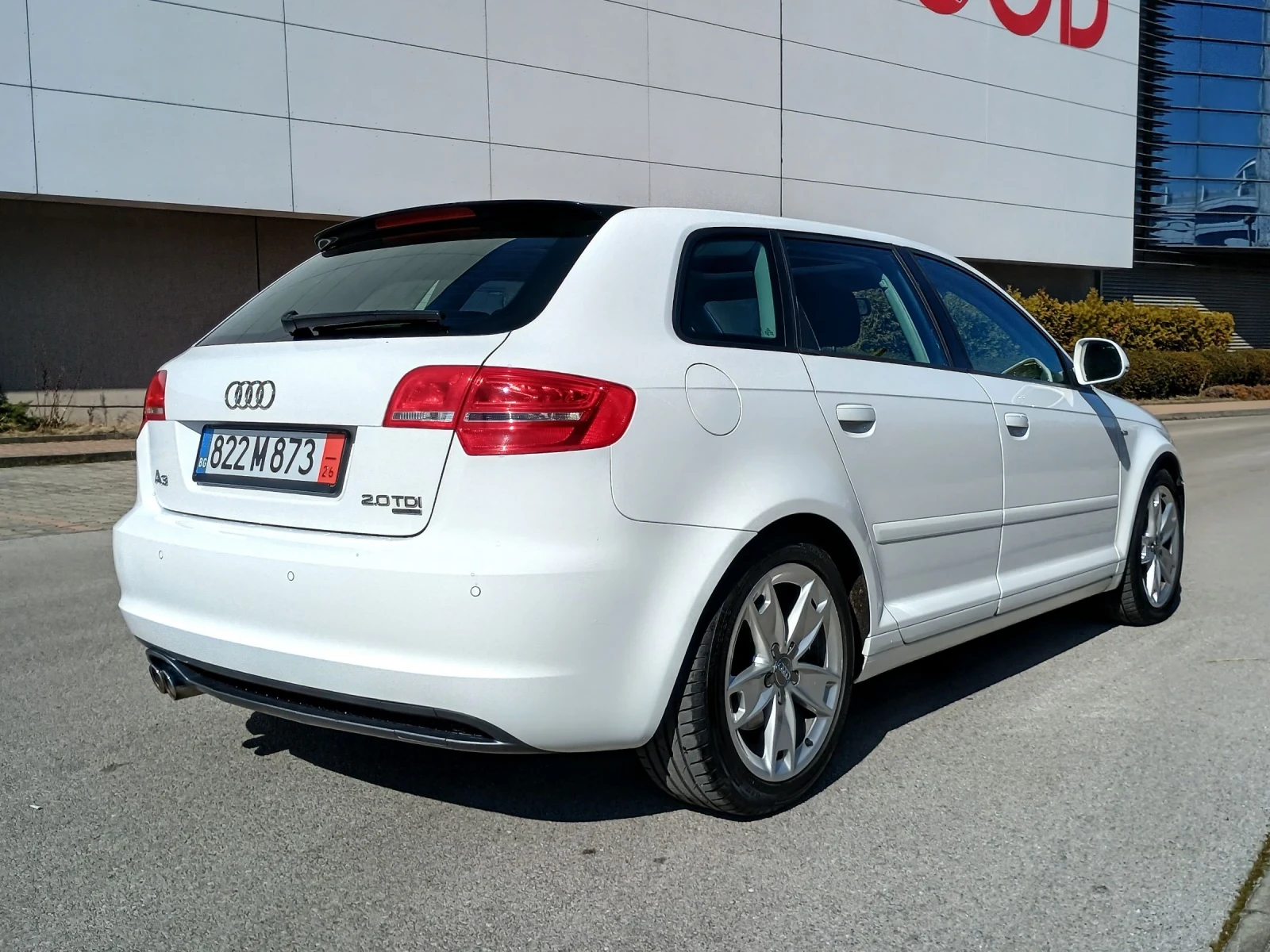 Audi A3 * 2.0TDI 170ps Quattro 4x4 * S-line * Панорама * , снимка 4 - Автомобили и джипове - 53867645