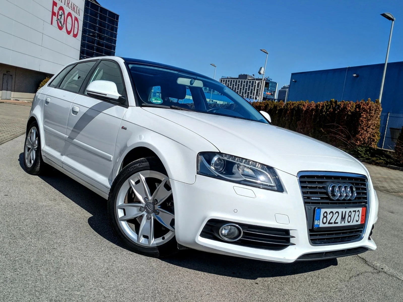 Audi A3 * 2.0TDI 170ps Quattro 4x4 * S-line * Панорама * , снимка 2 - Автомобили и джипове - 53867645