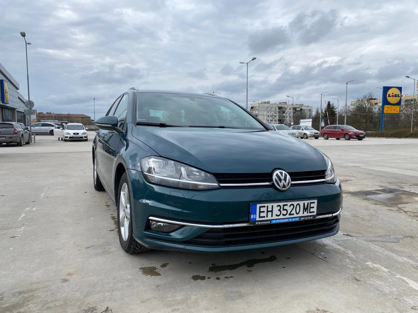 VW Golf Variant TDI, снимка 2 - Автомобили и джипове - 54037837