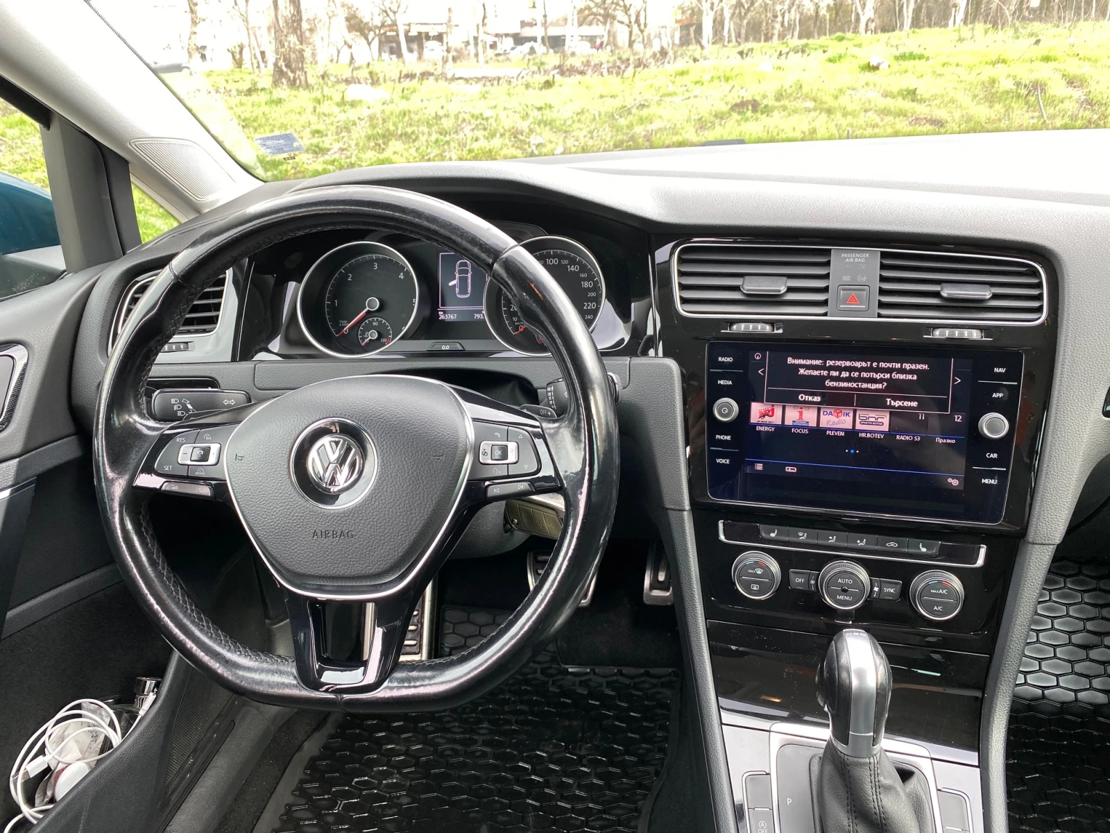 VW Golf Variant TDI, снимка 12 - Автомобили и джипове - 54037837