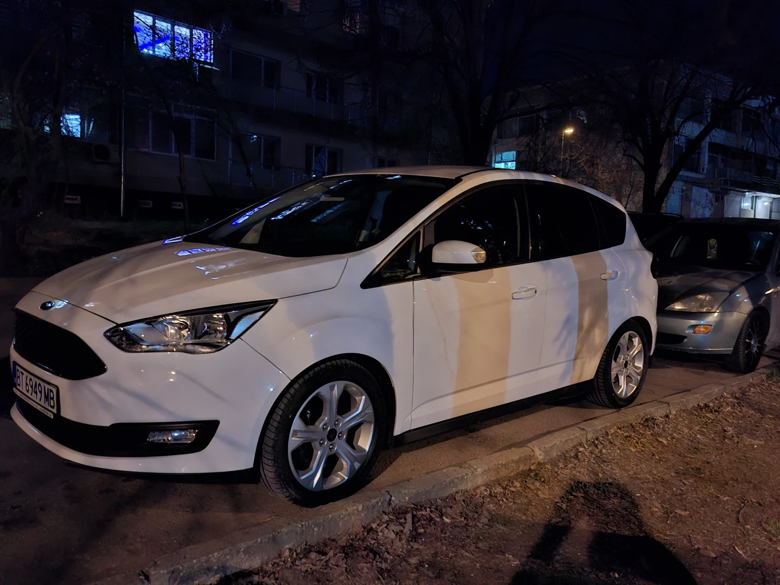 Ford C-max 1.5, снимка 15 - Автомобили и джипове - 54165266