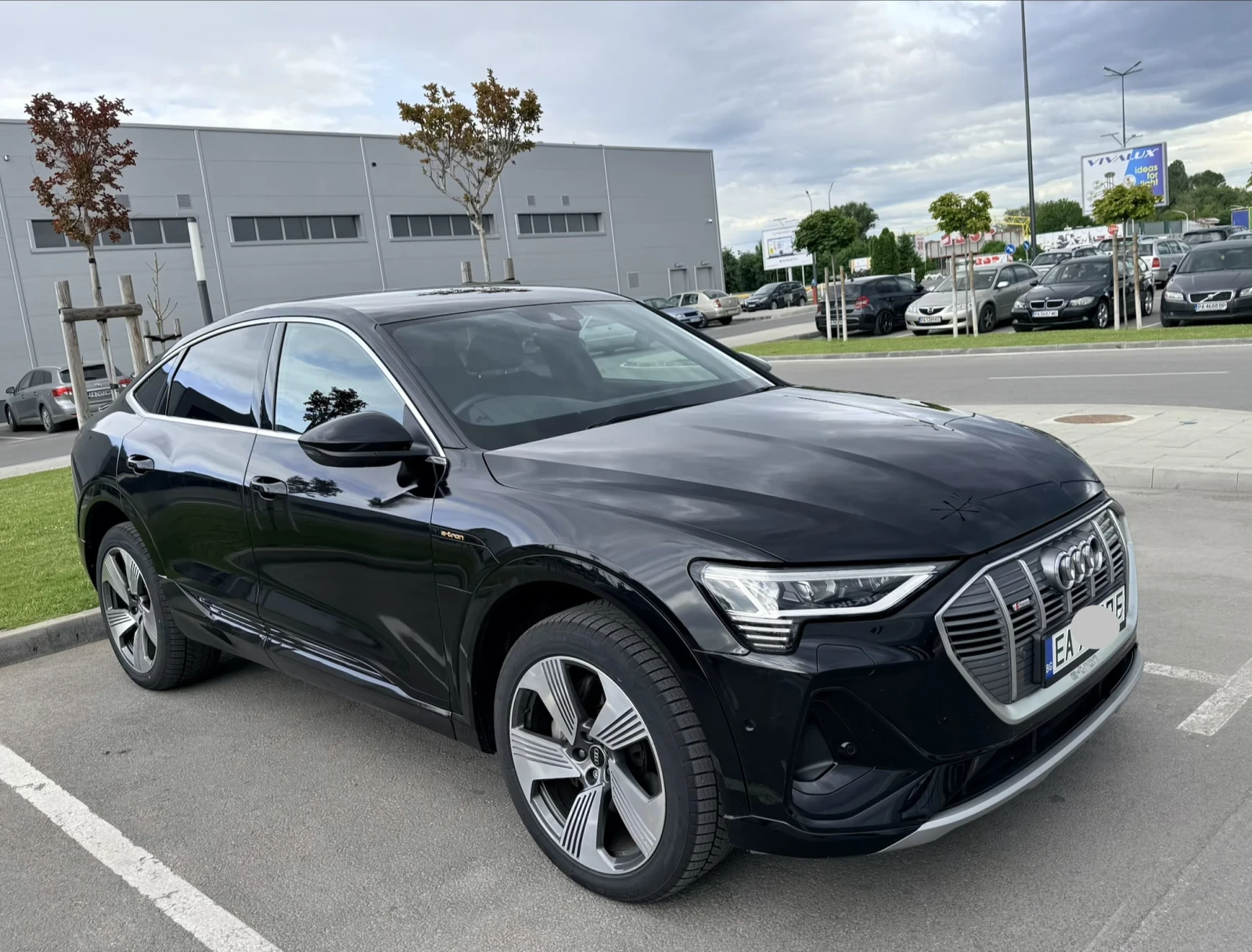 Audi E-Tron 50 S Sportback, снимка 15 - Автомобили и джипове - 54576365