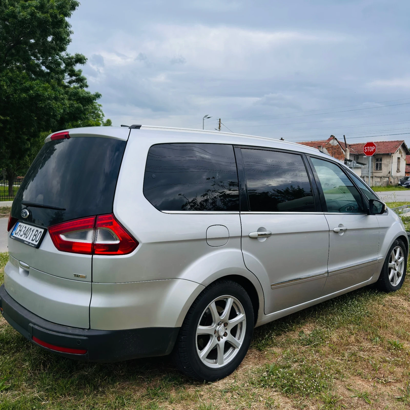 Ford Galaxy 2.0 TDCi, снимка 3 - Автомобили и джипове - 54634441
