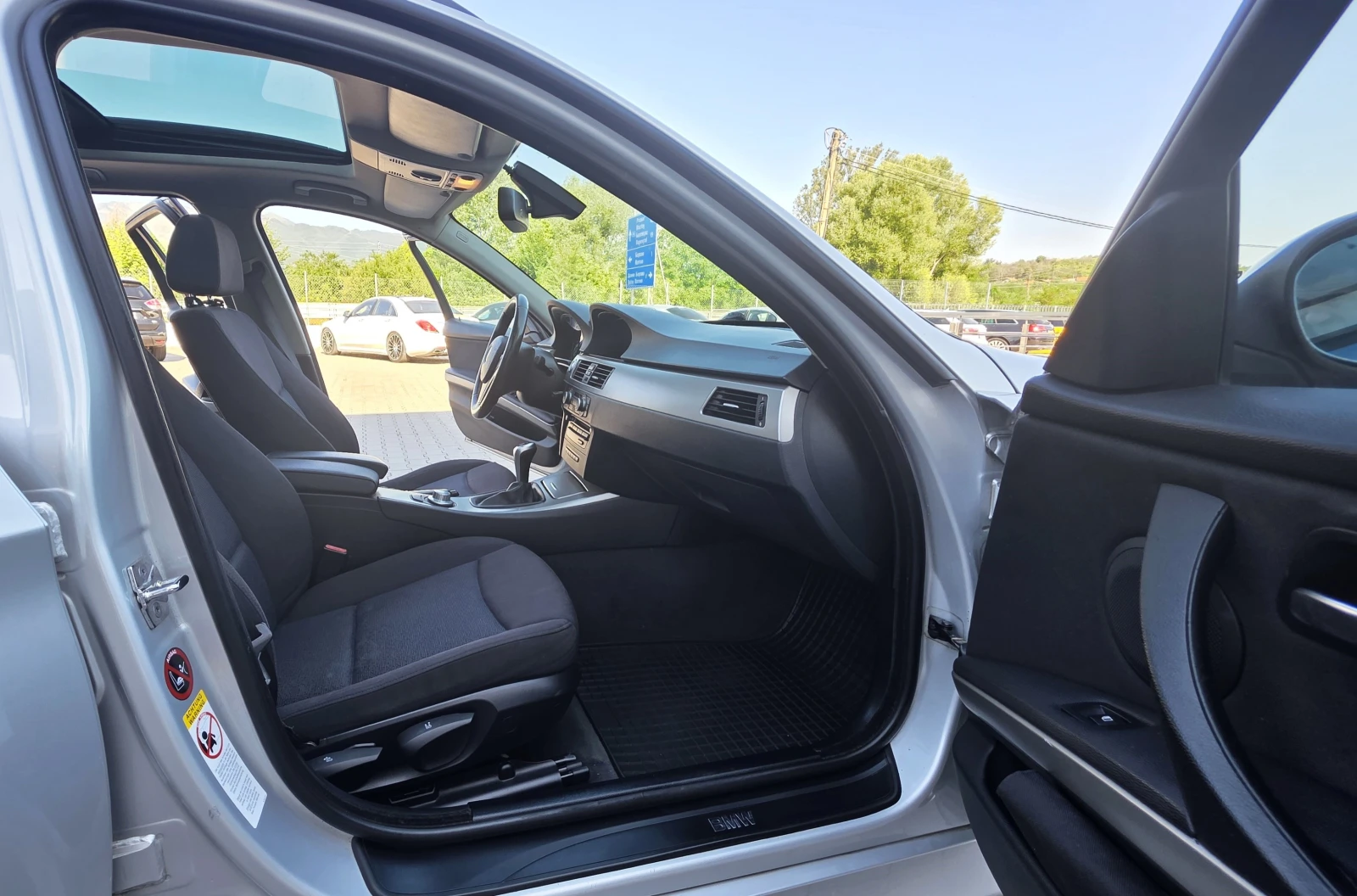 BMW 320 ЛИЗИНГ, снимка 11 - Автомобили и джипове - 55097429