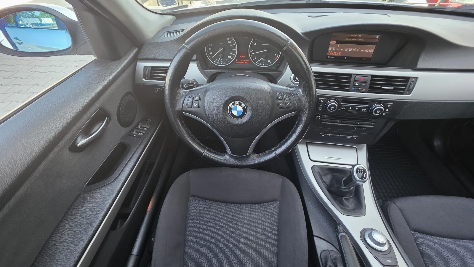 BMW 320 ЛИЗИНГ, снимка 14 - Автомобили и джипове - 55097429