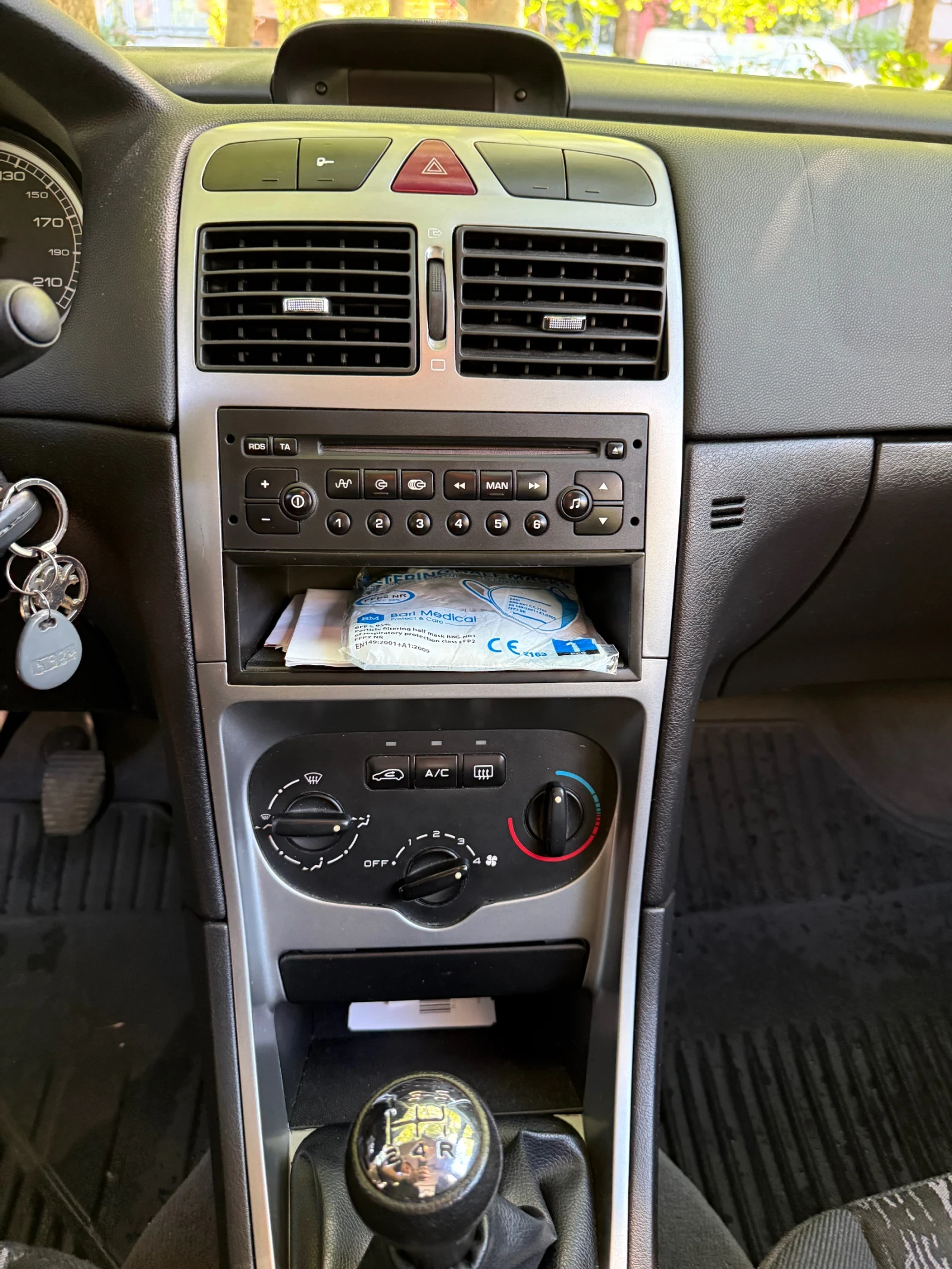 Peugeot 307 SW, снимка 14 - Автомобили и джипове - 55138494