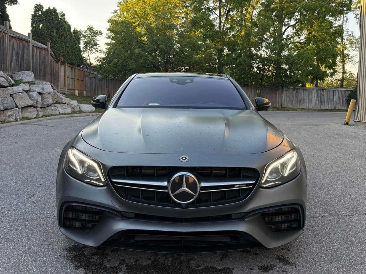 Mercedes-Benz E 63 AMG  S * 3D BURMESTER * BUCKETS * HEAD-UP * ALCANTARA, снимка 6 - Автомобили и джипове - 55232292