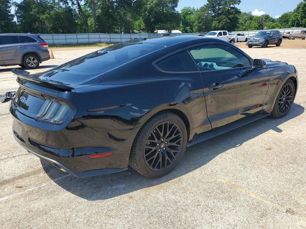 Ford Mustang GT 5.0L V8| КОЖА| ОБДУХ| 8ZF, снимка 6 - Автомобили и джипове - 55249650