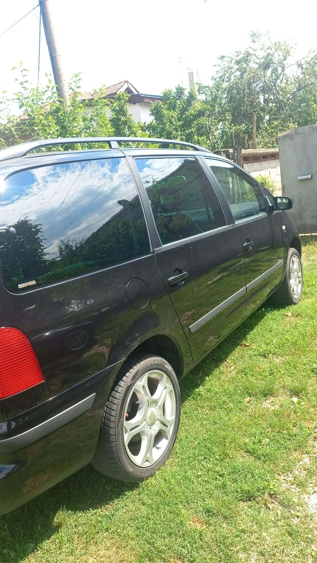 Seat Alhambra 2.0 TDI 140, снимка 11 - Автомобили и джипове - 55324916