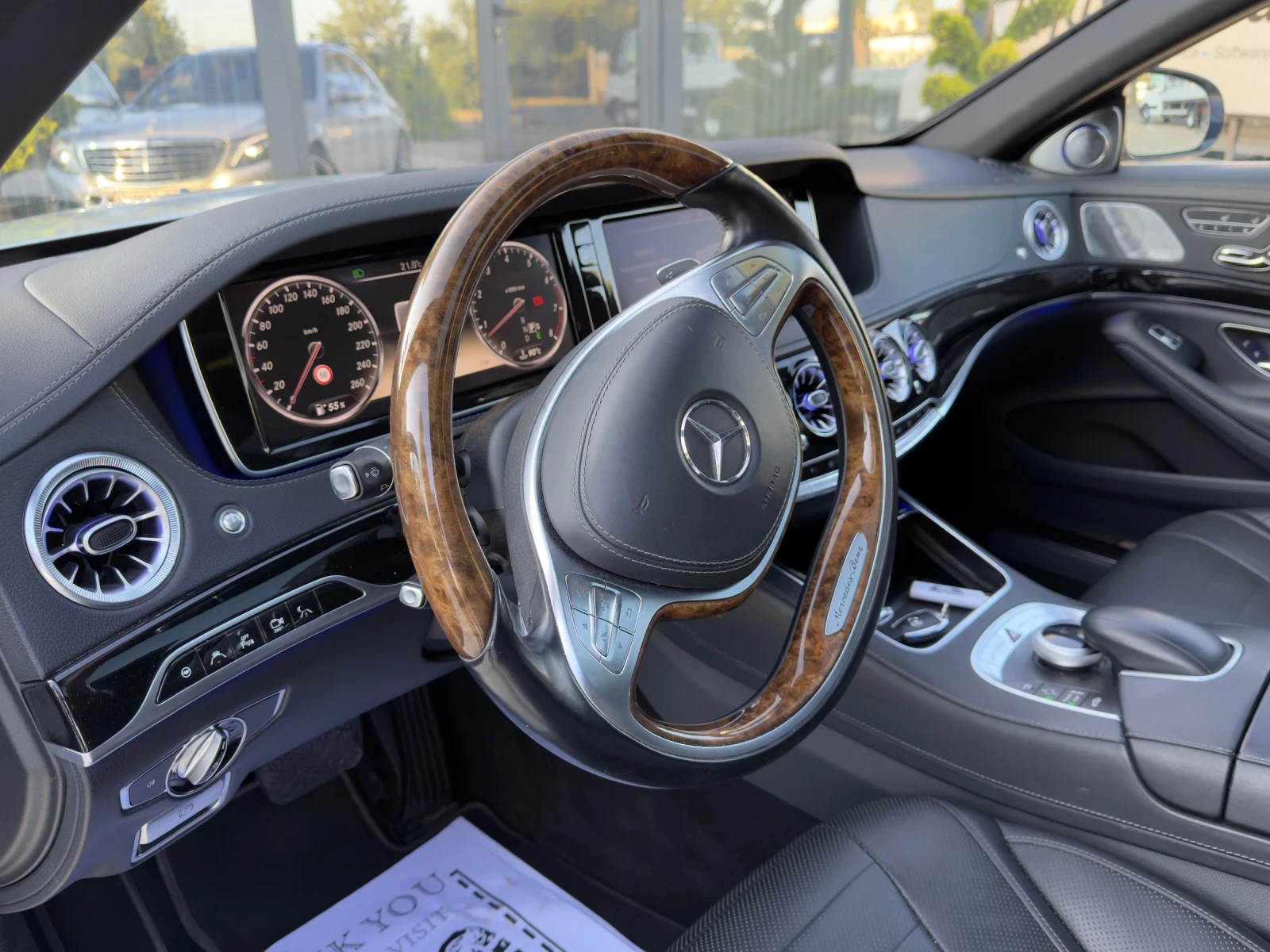 Mercedes-Benz S 500 4-Matic/3xTV/N-Vision/4DBurmester/Massage/Pano/, снимка 5 - Автомобили и джипове - 55450097