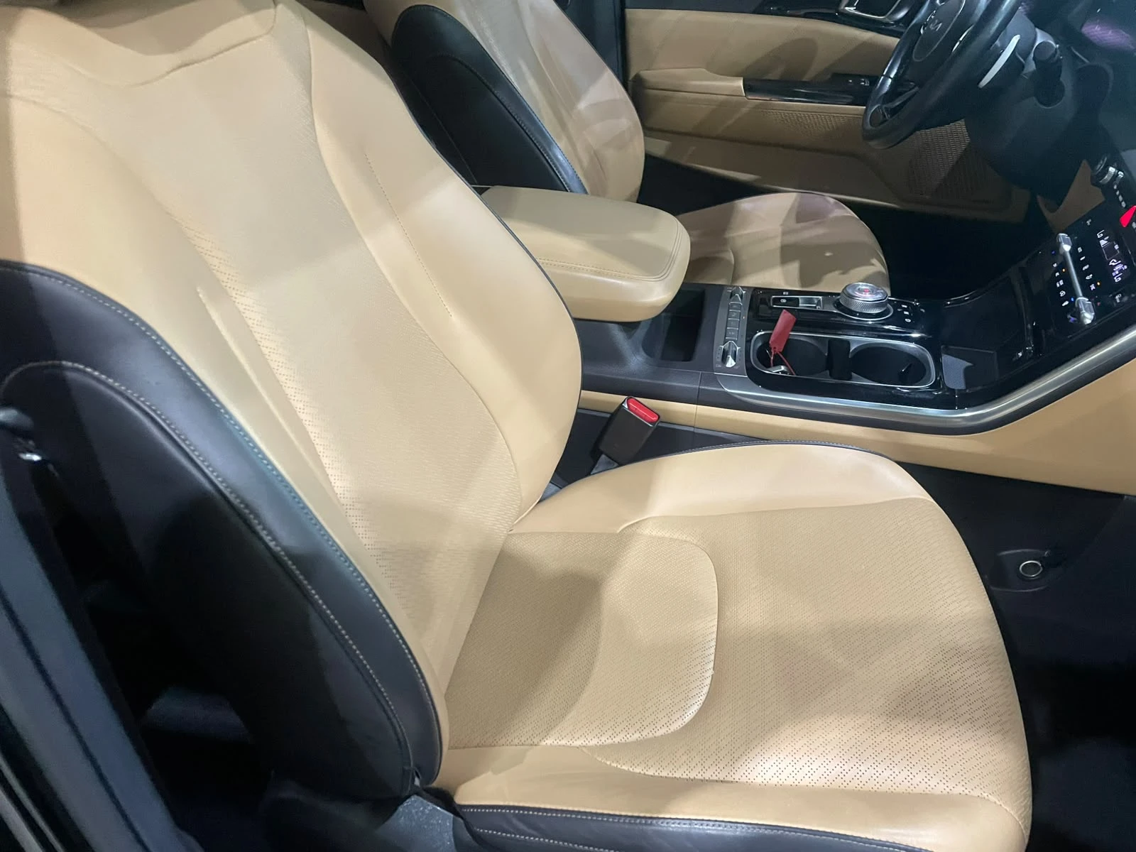 Kia Carnival 2.2 CRDi ! Signature ! 8+ 1 !, снимка 7 - Автомобили и джипове - 55700611