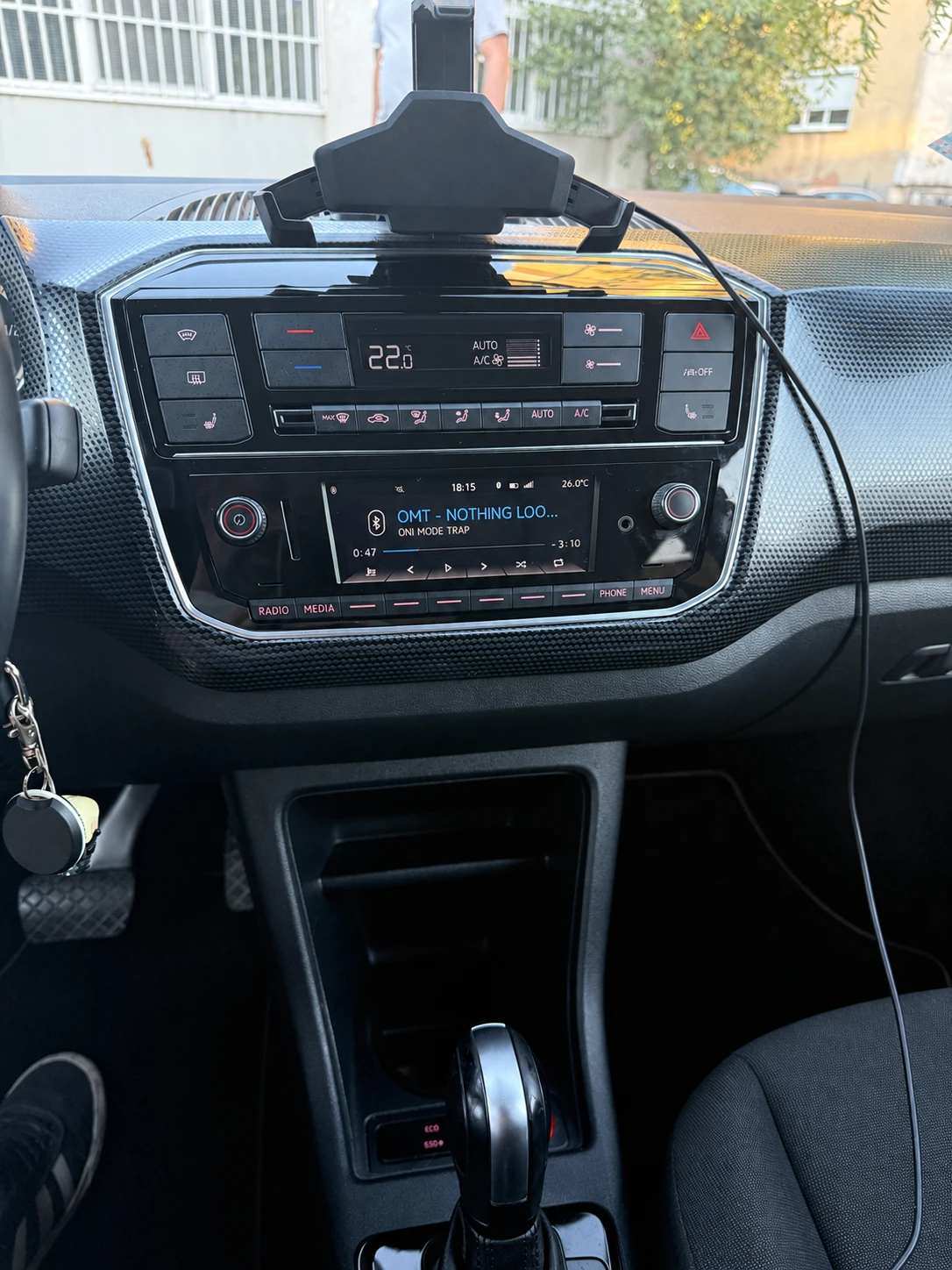 VW Up, снимка 8 - Автомобили и джипове - 56205901